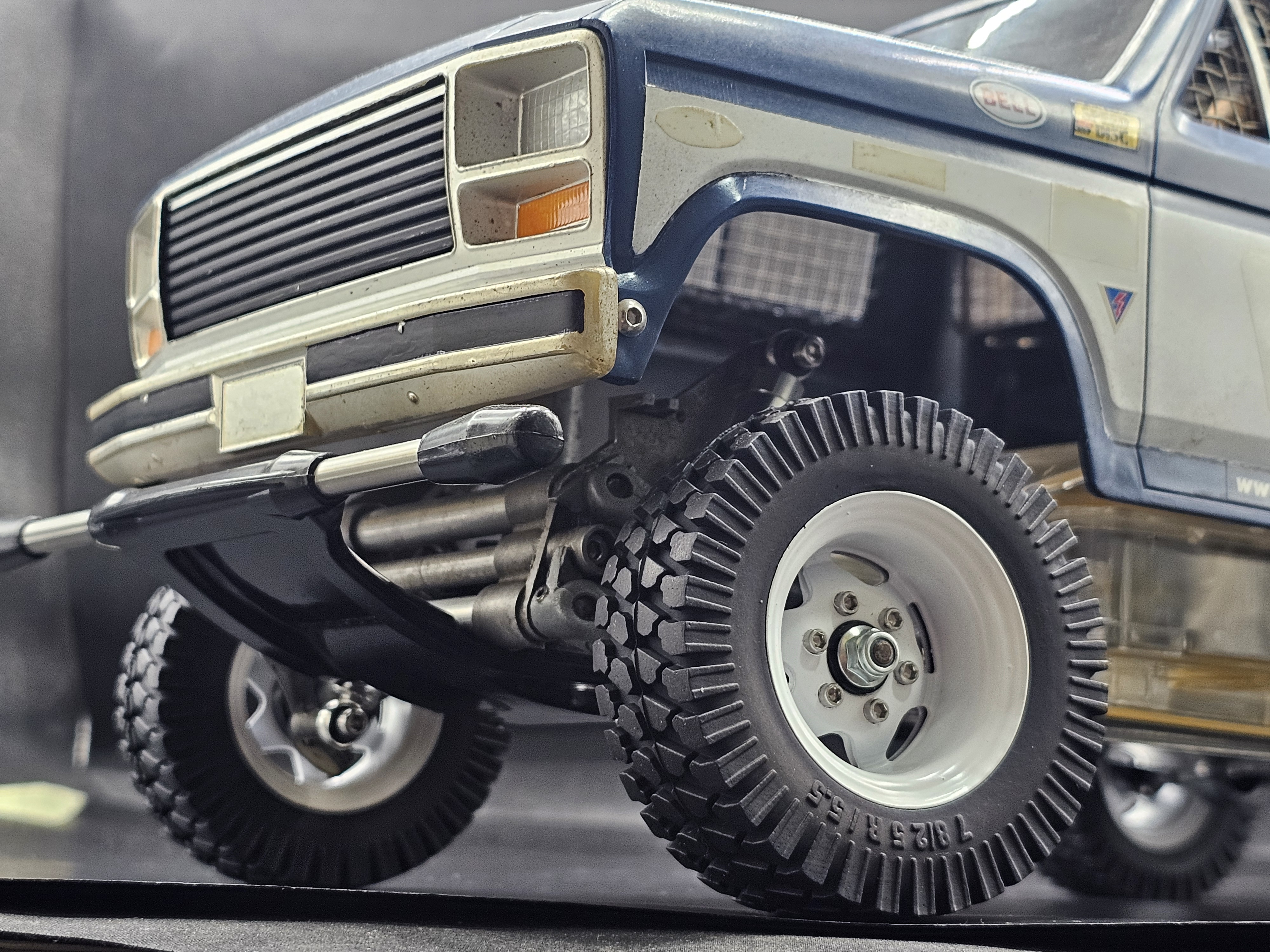1.55" 76mm off road Tires with foam.