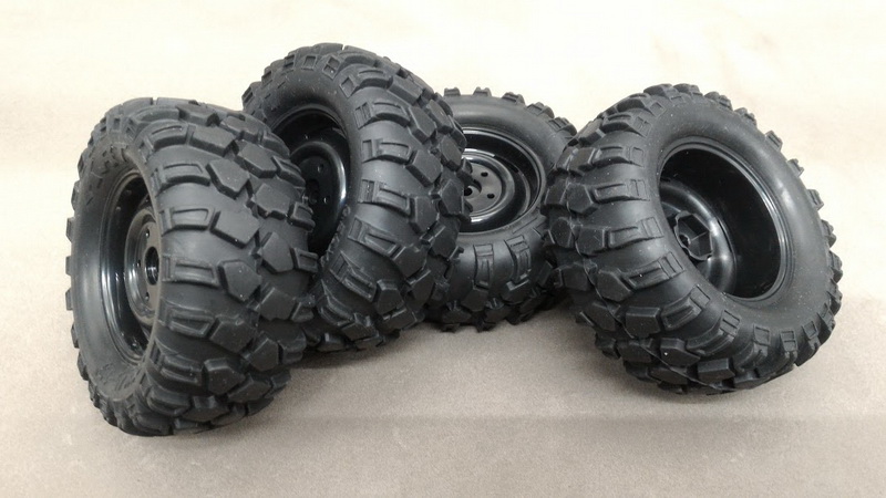 1.9" 90mm diameter scale truck tires.